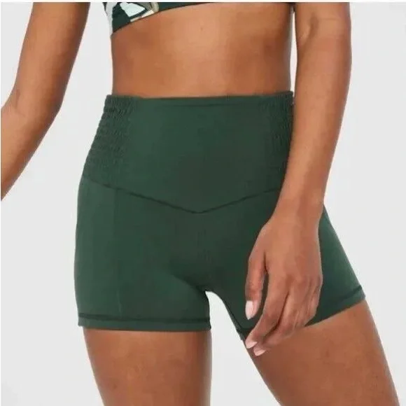 Aerie Offline Real Me Green Smocked 3” High Rise Shortie - Picture 1 of 6